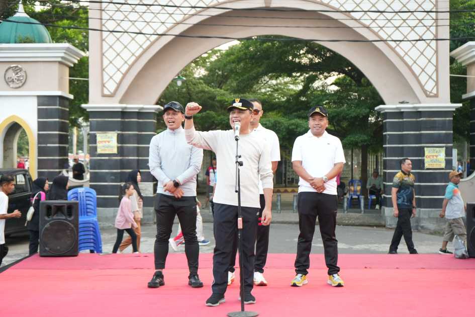 Wali Kota Metro Ikut CFD: Ajak Warga Hidup Sehat dan Dukung UMKM Lokal